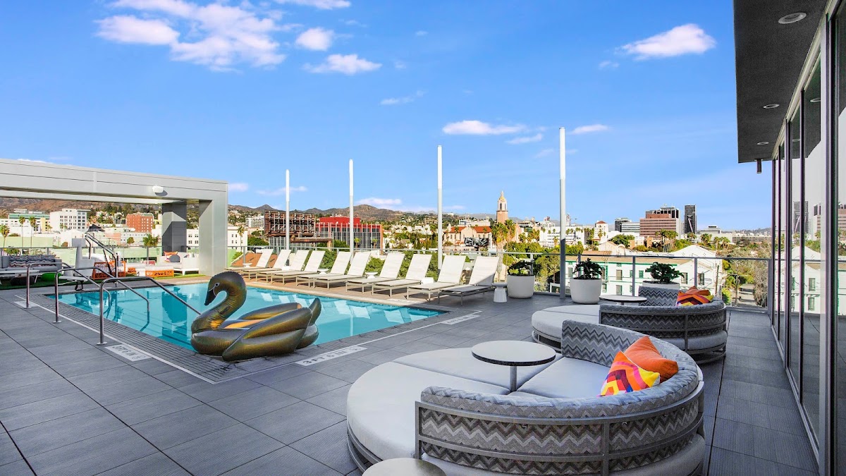 The Highland apartments in Los Angeles, CA