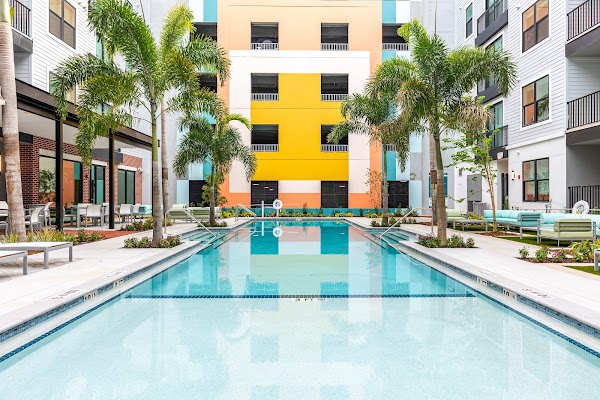Jade at North Hyde Park apartments in Tampa, FL