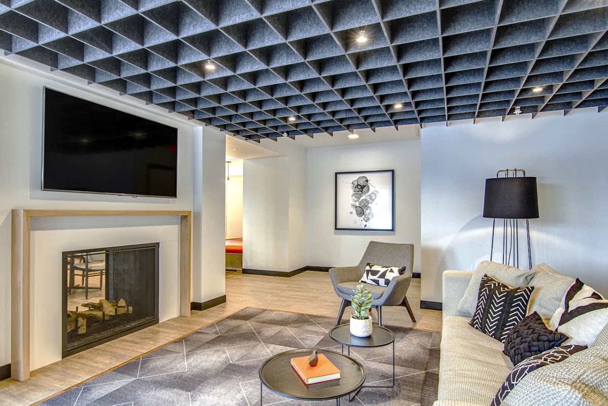 Irvine Exchange apartments in St Paul, MN