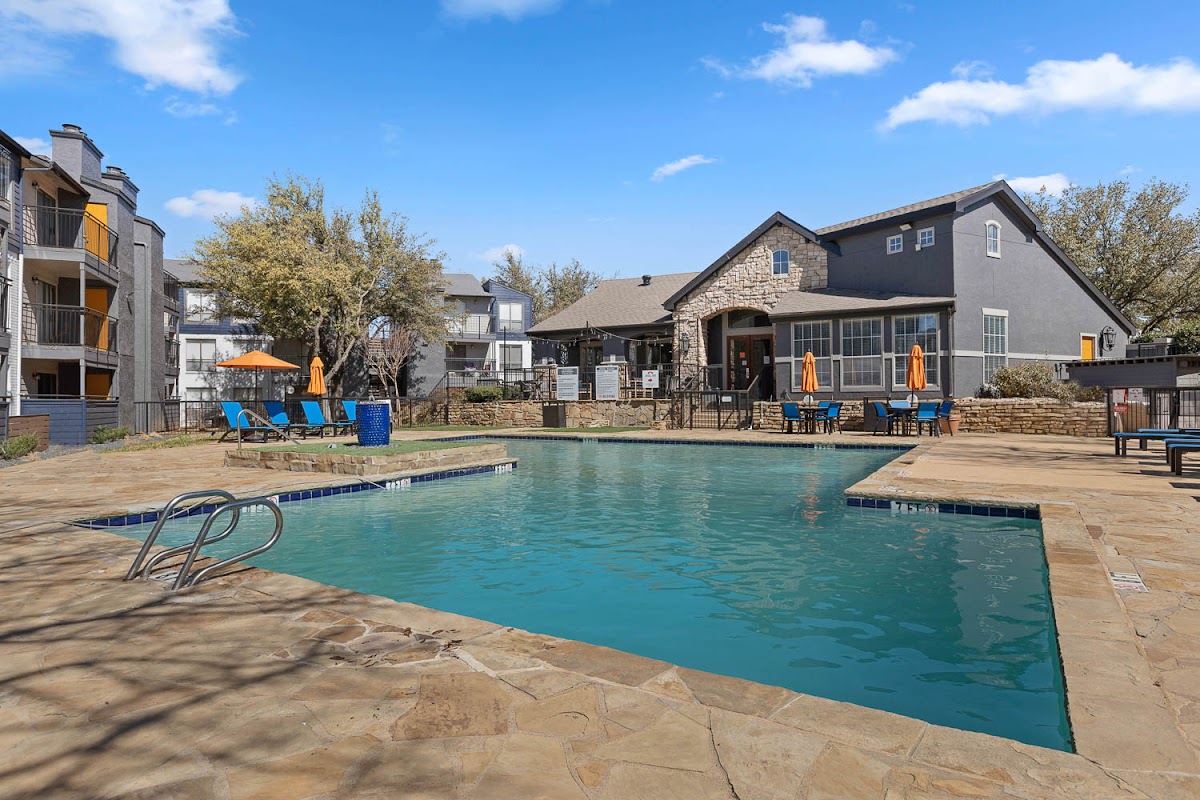 District 2308 apartments in Arlington, TX