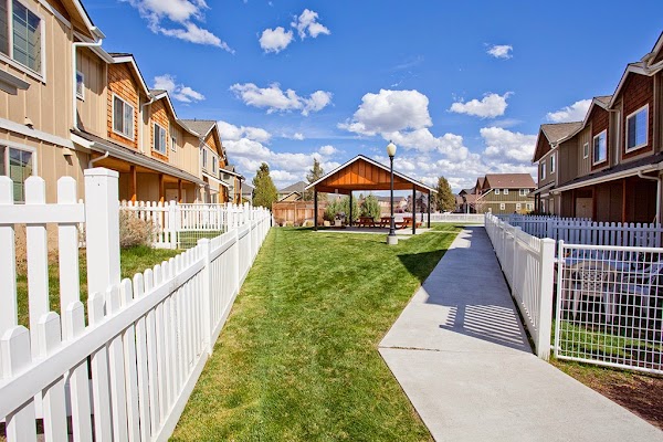 Empire Village Townhomes apartments in Bend, OR