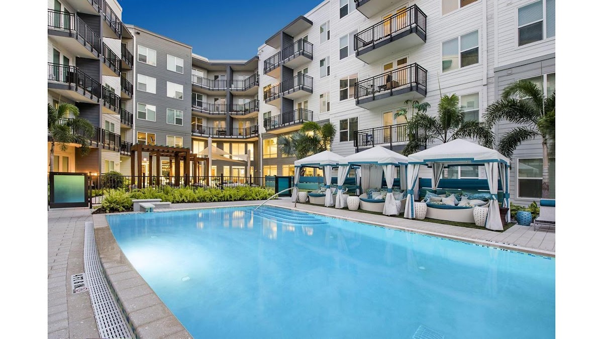Anchor Riverwalk apartments in Tampa, FL