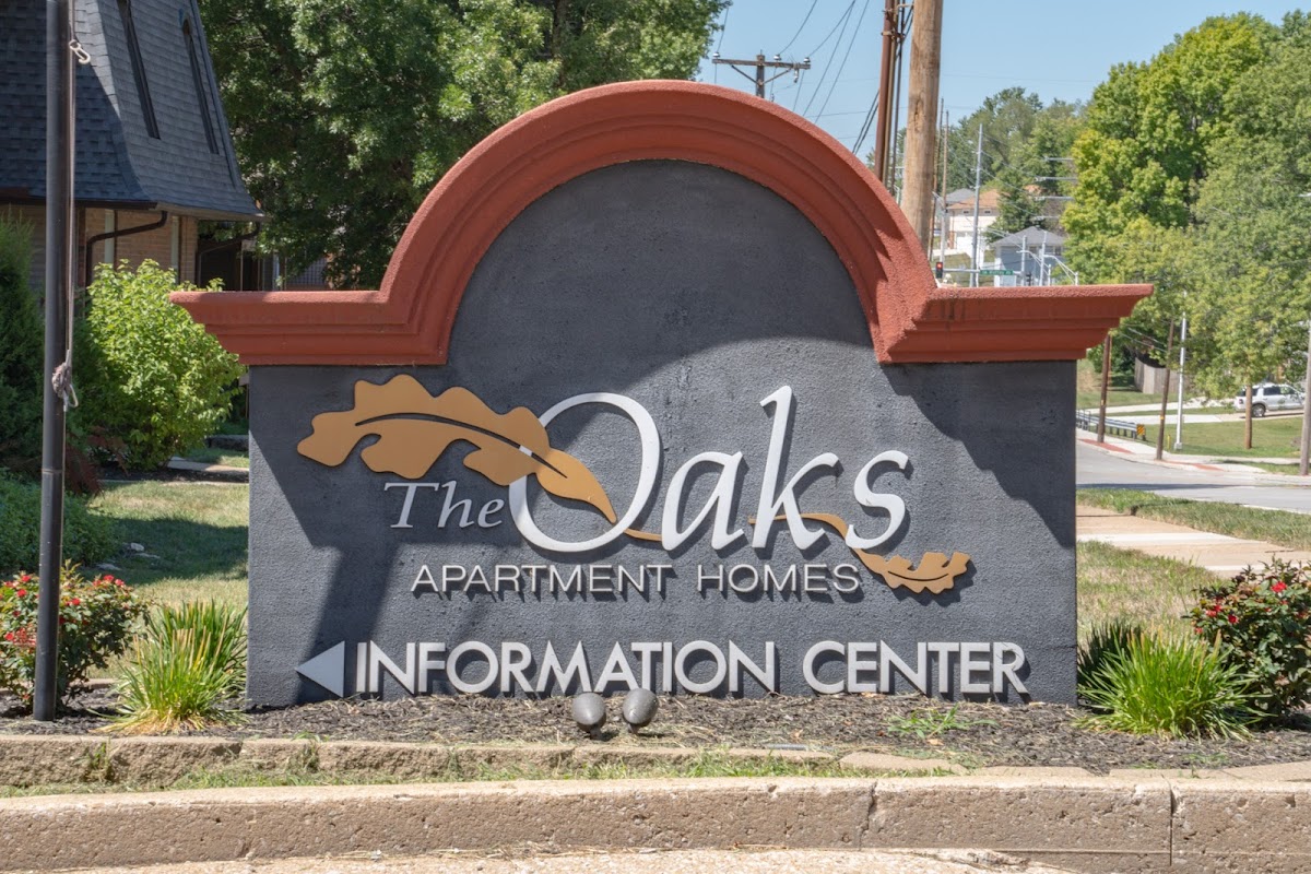 The Oaks Apartments apartments in Lee S Summit, MO
