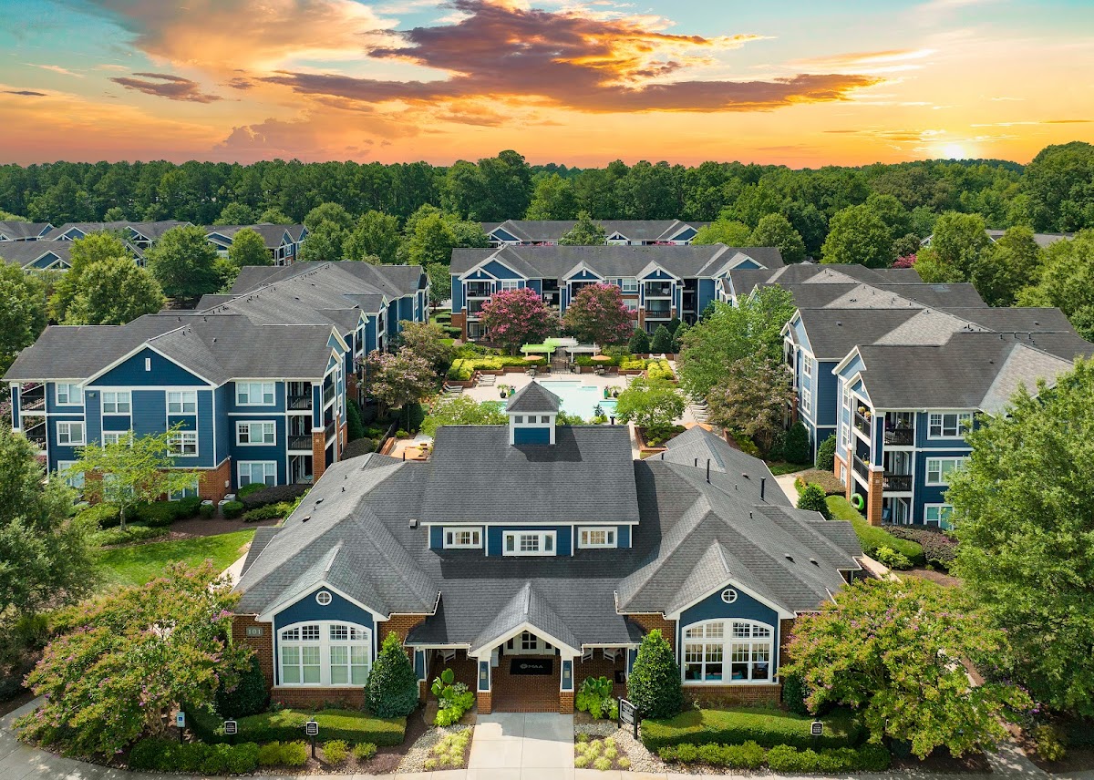 MAA Adalay Bay apartments in Chesapeake, VA