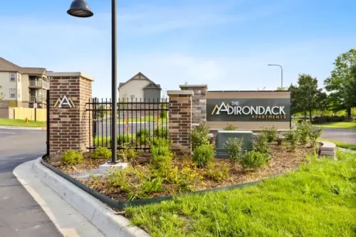 Adirondack apartments in Independence, MO