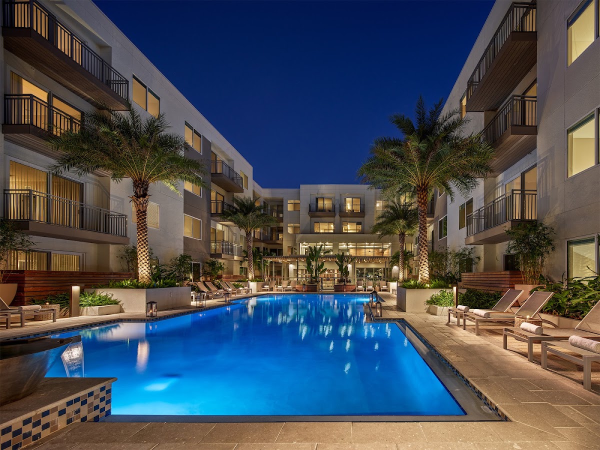 AVE Tampa Riverwalk apartments in Tampa, FL