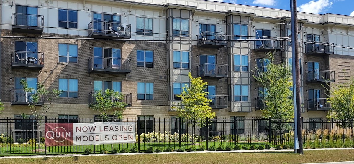 The Quin Schaumburg Apartments apartments in Schaumburg, IL