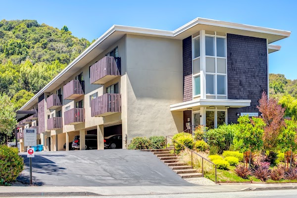 Sofi Belmont Hills apartments in San Mateo, CA