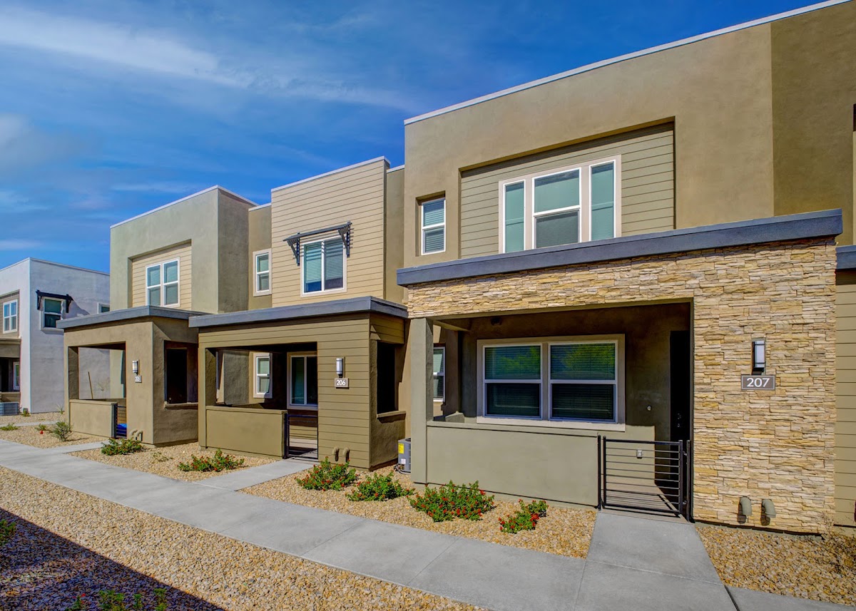 Town Surprise apartments in Surprise, AZ