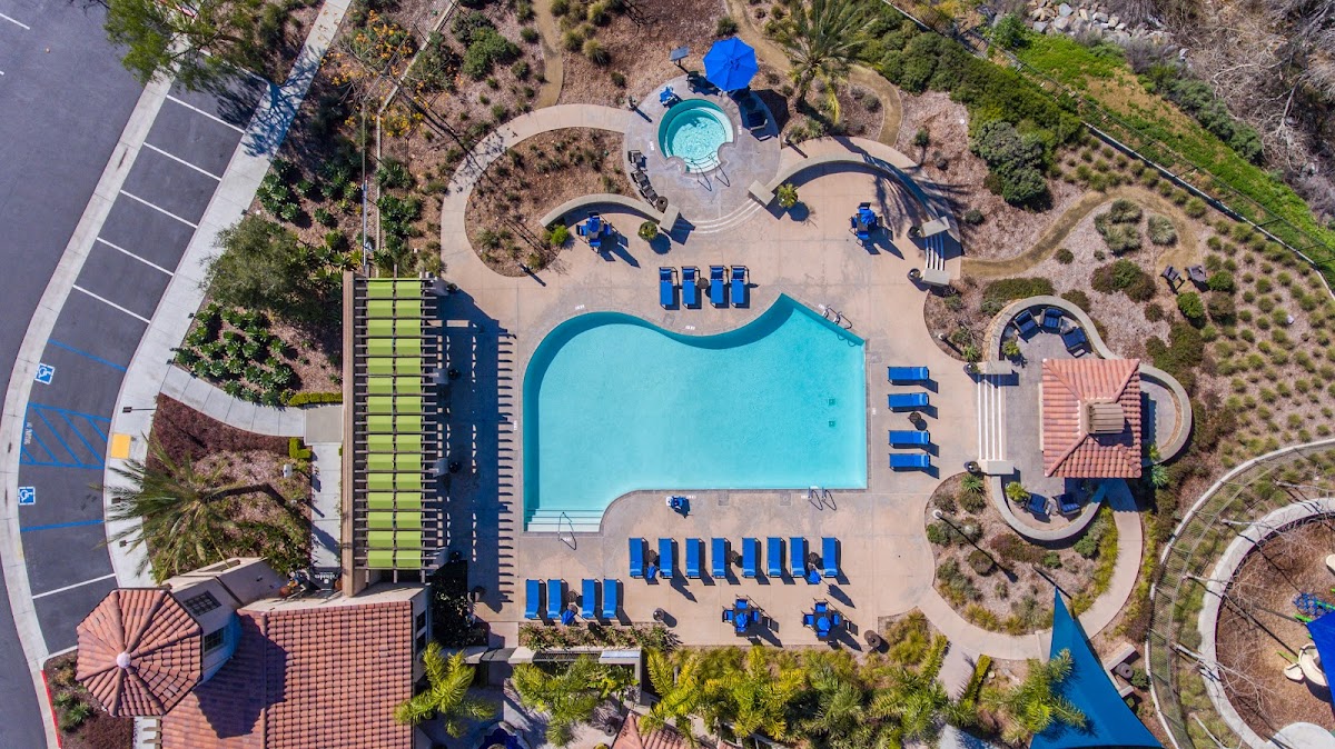 Palisades Sierra Del Oro apartments in Corona, CA