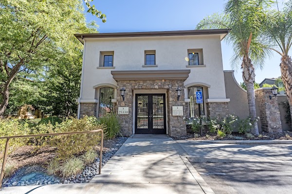 Links at Westridge apartments in Valencia, CA