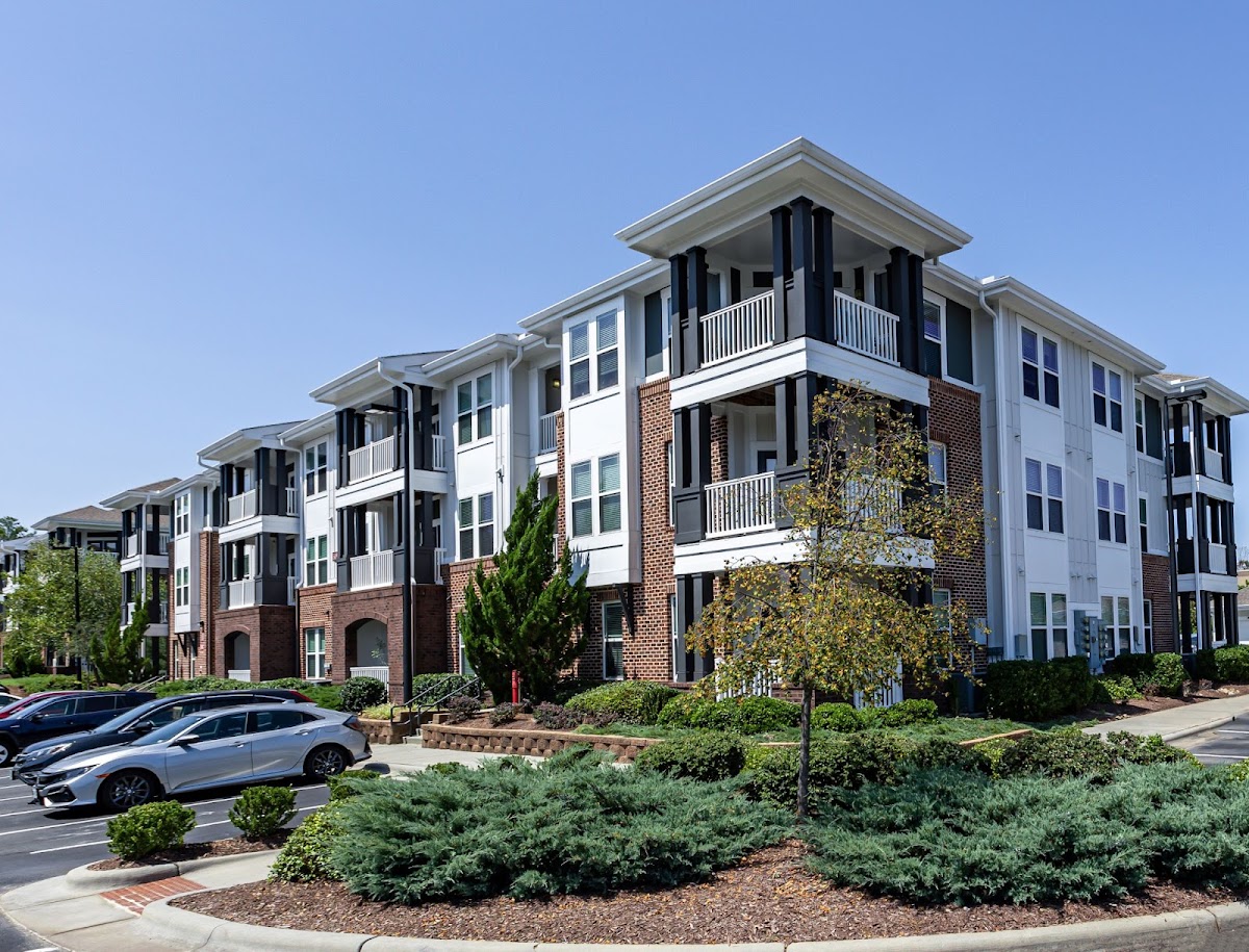 Creekstone at RTP Apartments apartments in Morrisville, NC