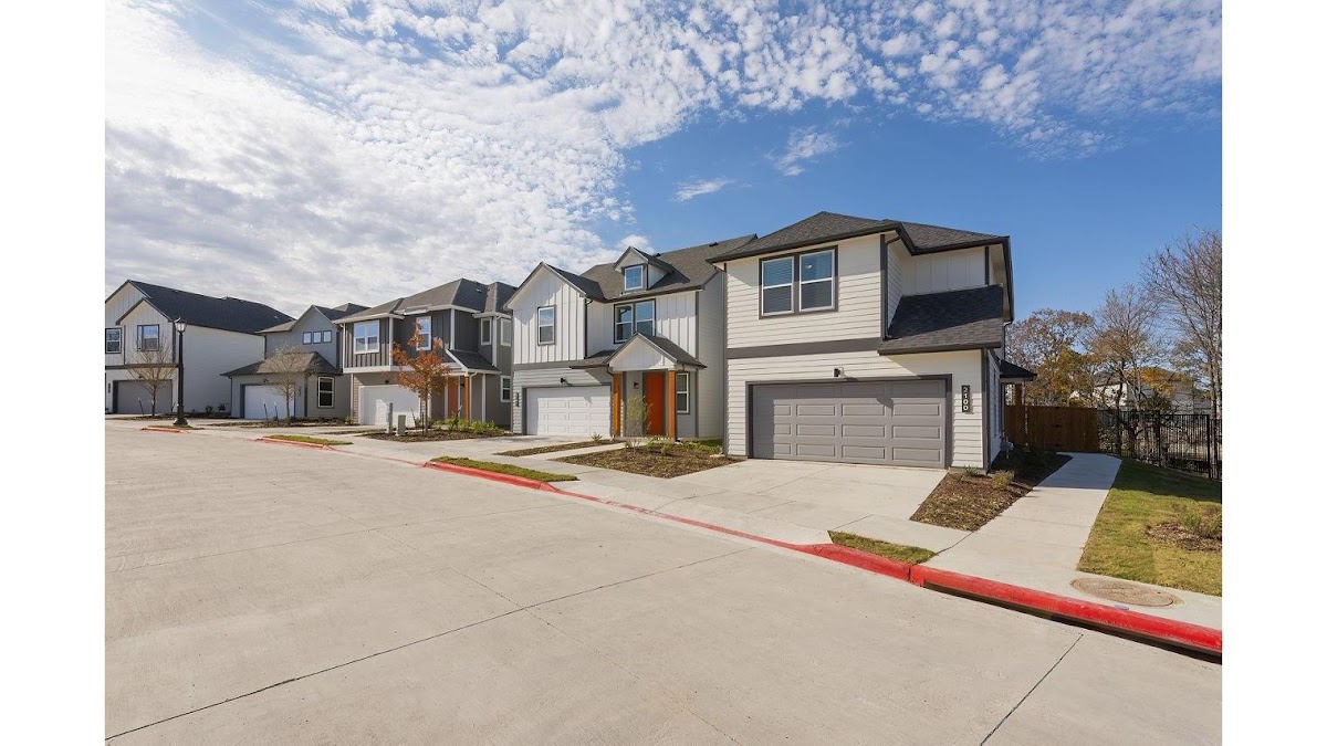 Arista McKinney apartments in Mckinney, TX