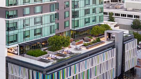 Skaia apartments in Oakland, CA