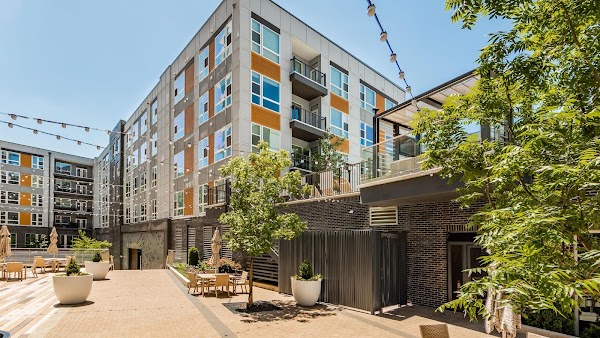 Uptown 550 apartments in Charlotte, NC