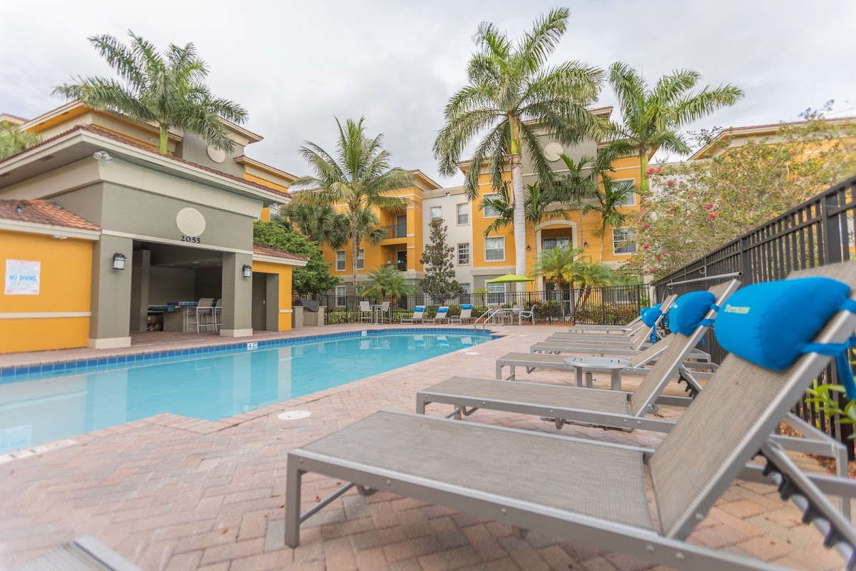 Terraces on the Square apartments in Port St Lucie, FL