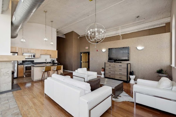 Boston Lofts apartments in Milwaukee, WI
