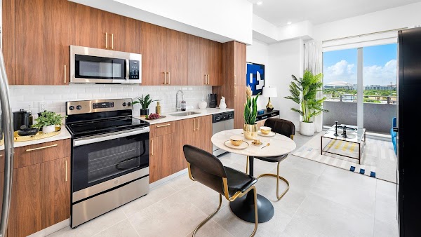 Arte Grand Central apartments in Miami, FL