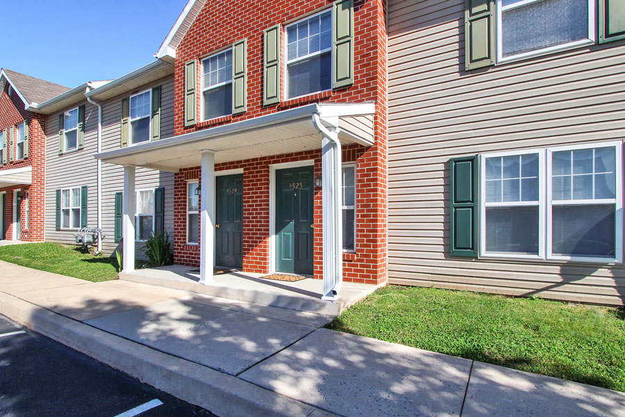 Pleasant Valley Townhomes apartments in York, PA