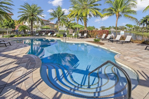 Mosaic at Miramar Town Center apartments in Miramar, FL