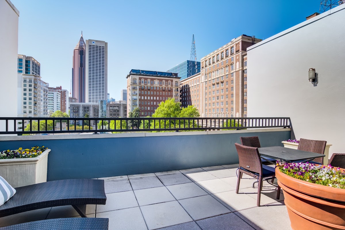 Biltmore at Midtown apartments in Atlanta, GA