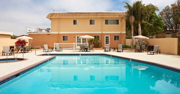 Ocean Villas Apartments apartments in Oxnard, CA