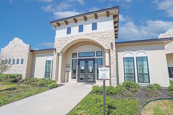 Avanti at Emerald Point apartments in Pharr, TX