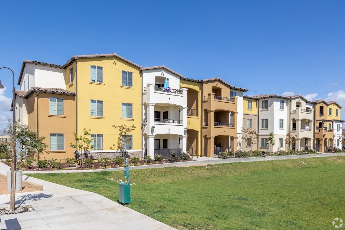 Centennial Gardens apartments in Santa Maria, CA