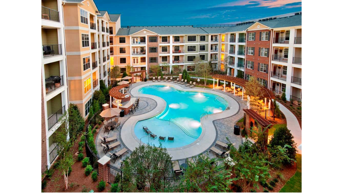 AMLI North Point apartments in Alpharetta, GA