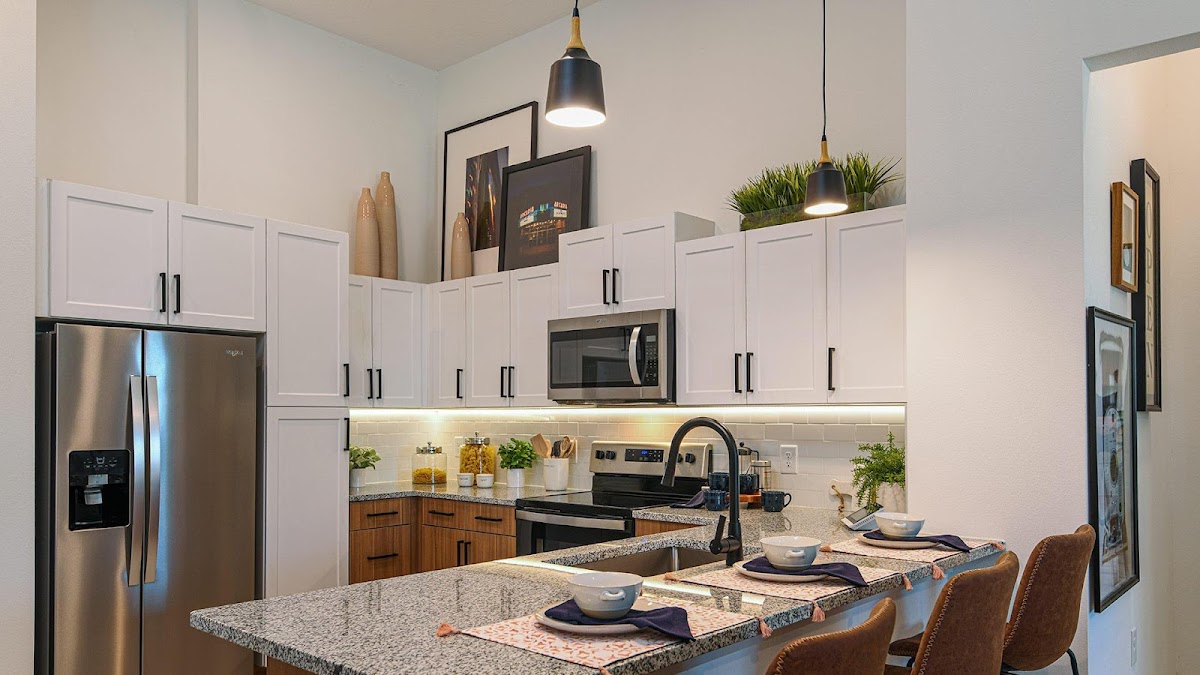 The Henry | Luxury Apartment Homes apartments in Sanford, FL