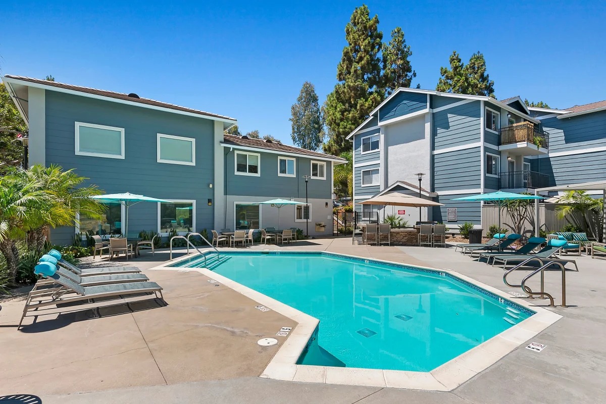 The Avenue at Carlsbad apartments in Carlsbad, CA