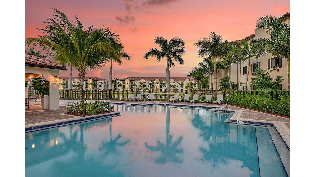 Celebration Pointe apartments in Margate, FL