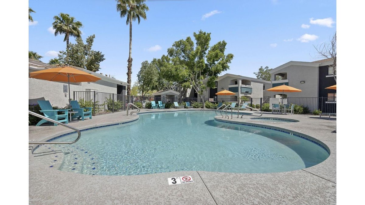 Morada Grande apartments in Glendale, AZ