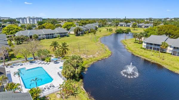 Breezes at Palm Aire apartments in Pompano Beach, FL