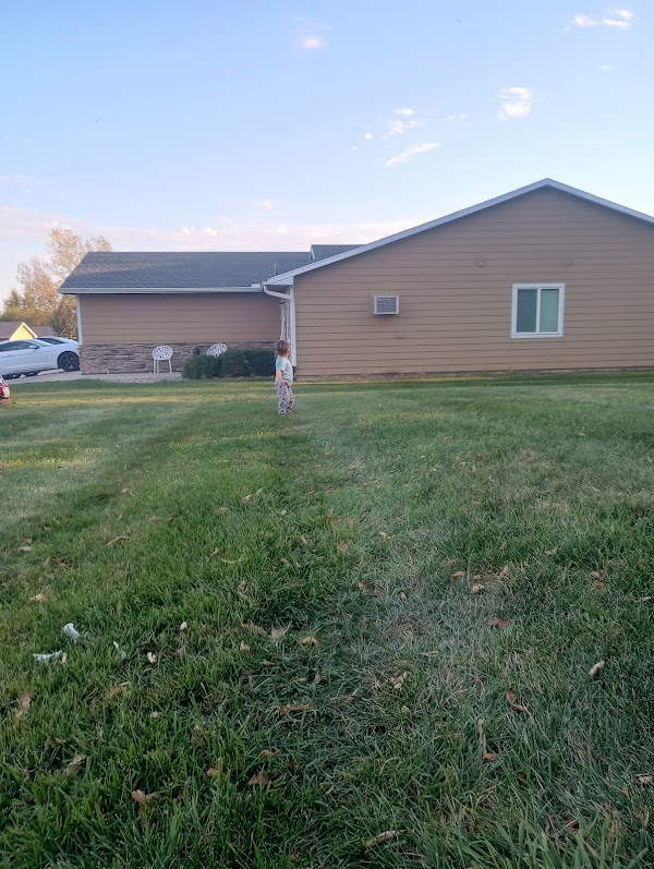 Kading Madison Ave Urbandale apartments in Urbandale, IA