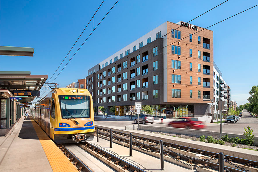 2700 University apartments in St Paul, MN
