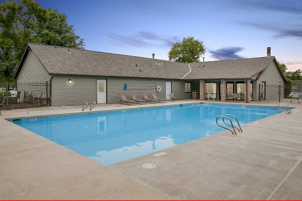 Thomasbrook apartments in Lincoln, NE