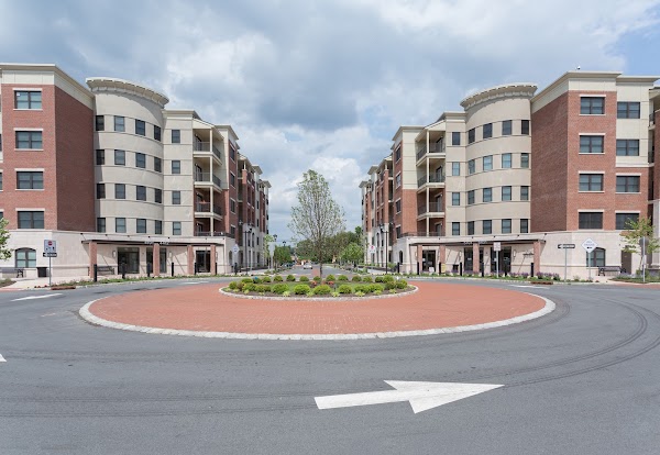 Fair Lawn Promenade apartments in Paterson, NJ
