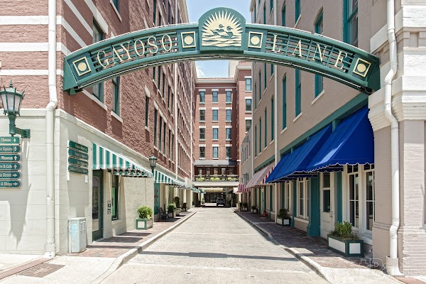 The Peabody Collection apartments in Memphis, TN