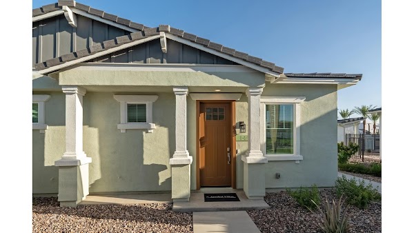 Sobremesa Villas apartments in Surprise, AZ
