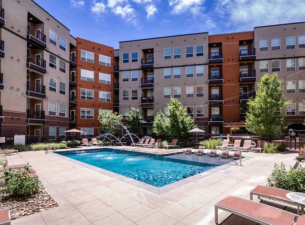 AMLI Riverfront Park apartments in Denver, CO