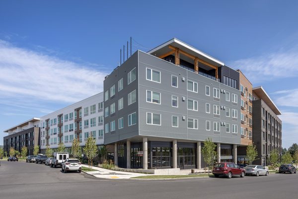 The Current apartments in Bend, OR