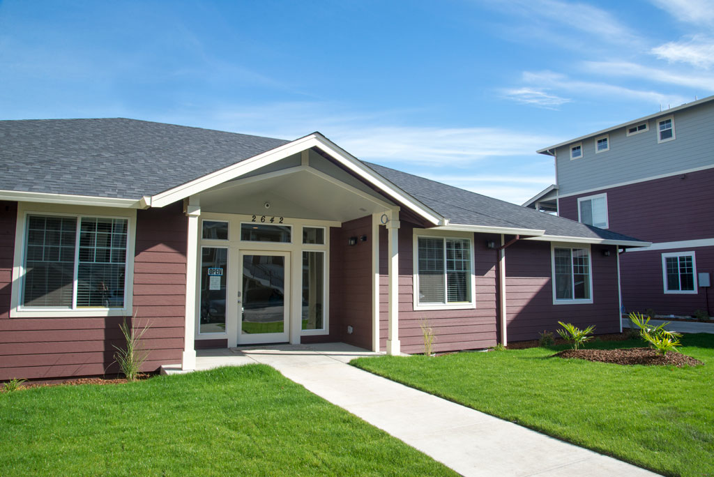 Orchard Glen Estates apartments in Medford, OR