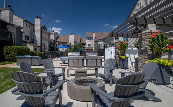 Metro on 5th apartments in St Charles, MO