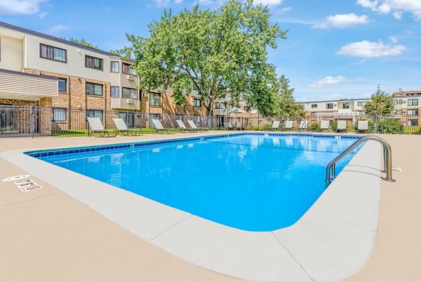 Ridgebrook Apartments apartments in Brooklyn Park, MN