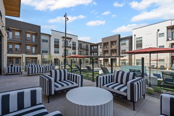 Lakesound apartments in Hickory Creek, TX