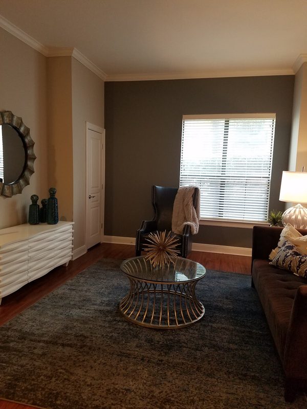 MAA Leasing Center apartments in Dallas, TX