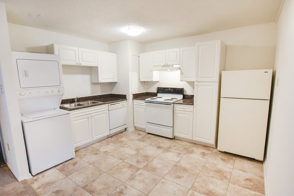 Lafreniere apartments in Kenner, LA
