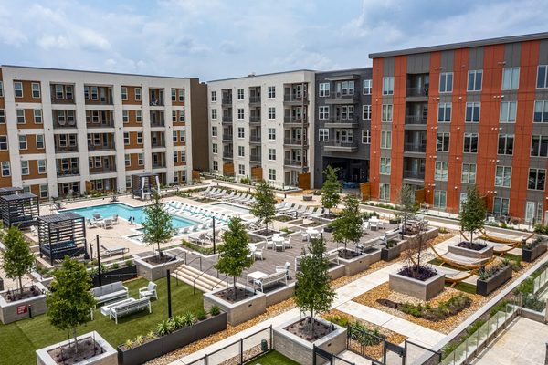 AMLI Branch Park apartments in Austin, TX