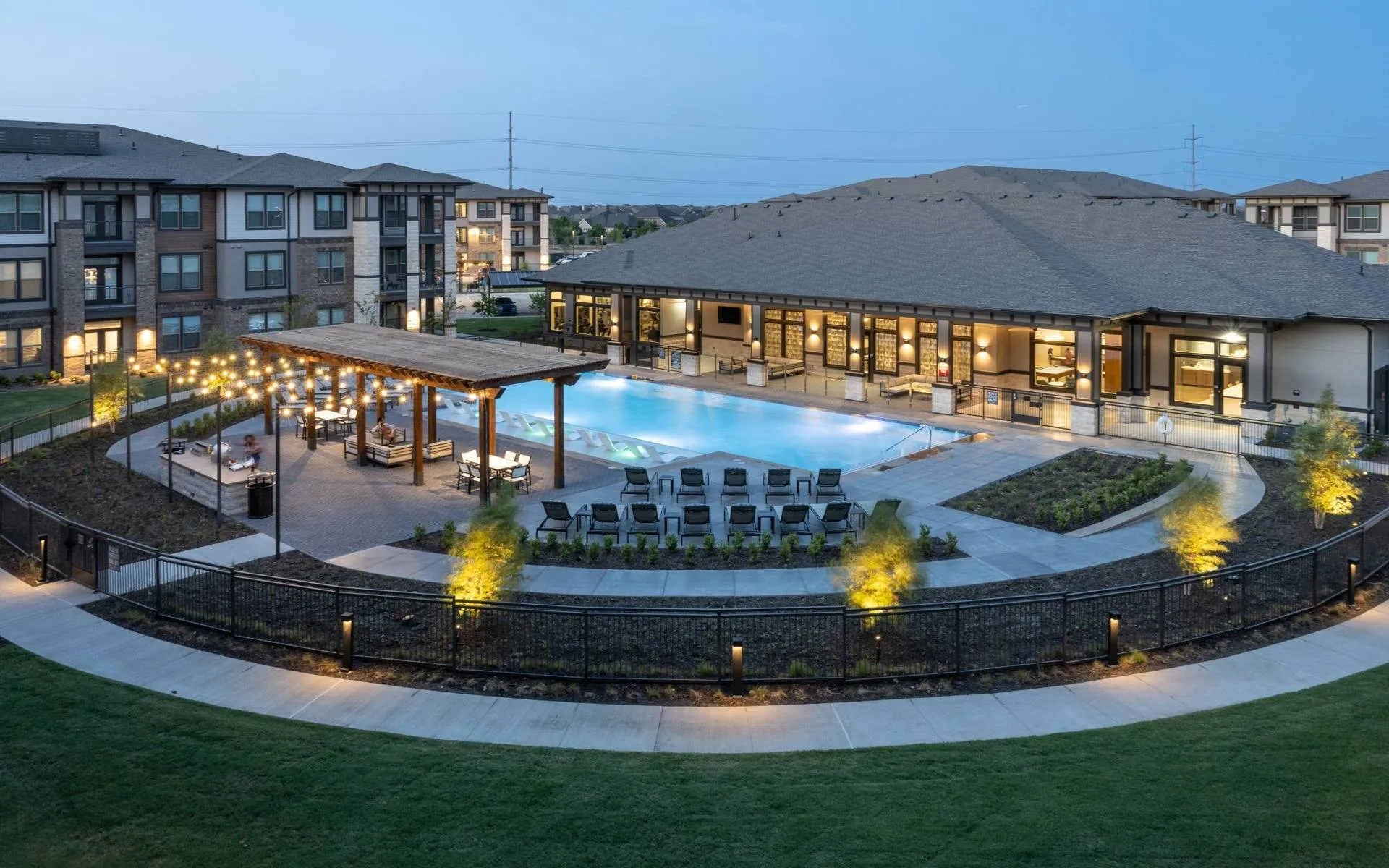 Union House apartments in Addison, TX